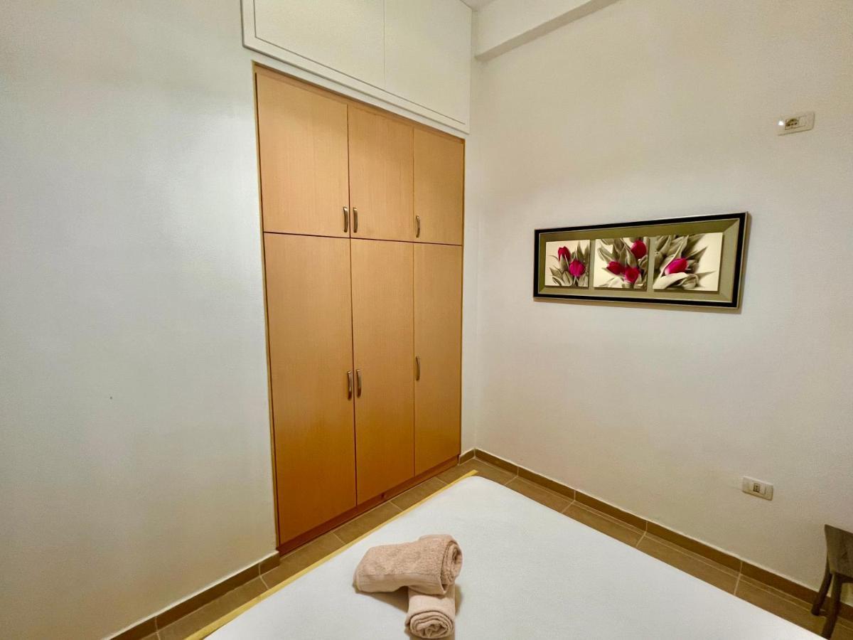 Sana Apartment Sarande Bagian luar foto